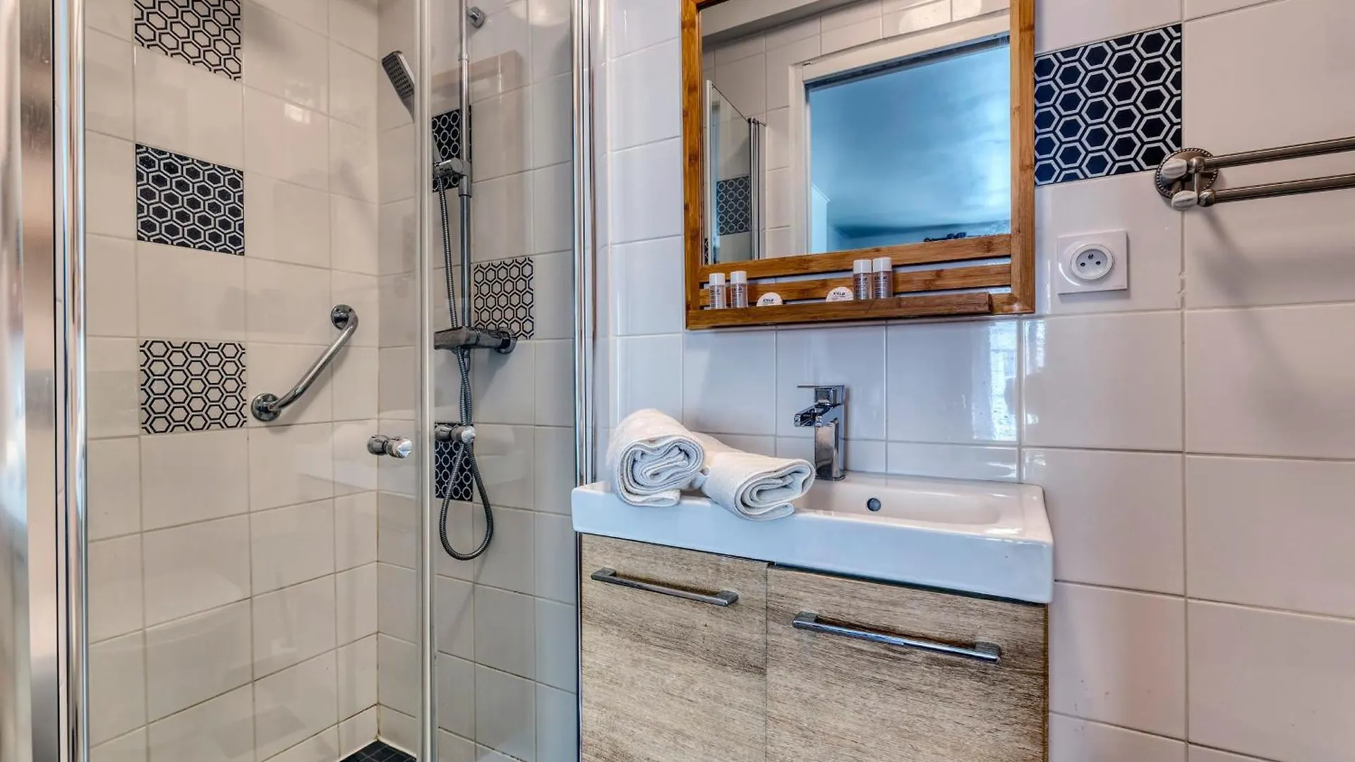 Lägenhet Appartement Choiseul - Welkeys Paris Frankrike